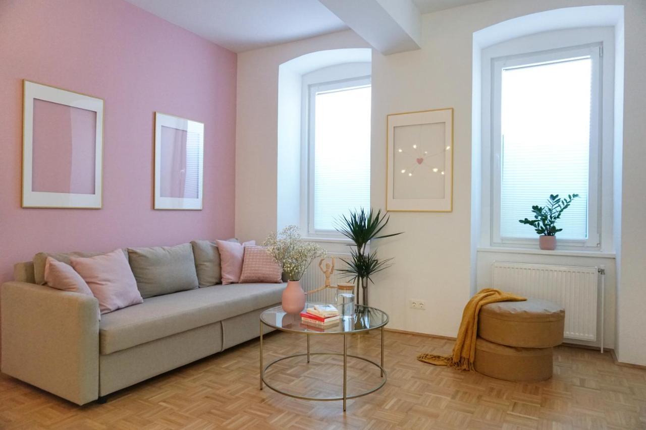 Vibrant Design Apartments - Full Kitchen - Wi-Fi - 18 Mins To City Centre Vienna Exterior photo
