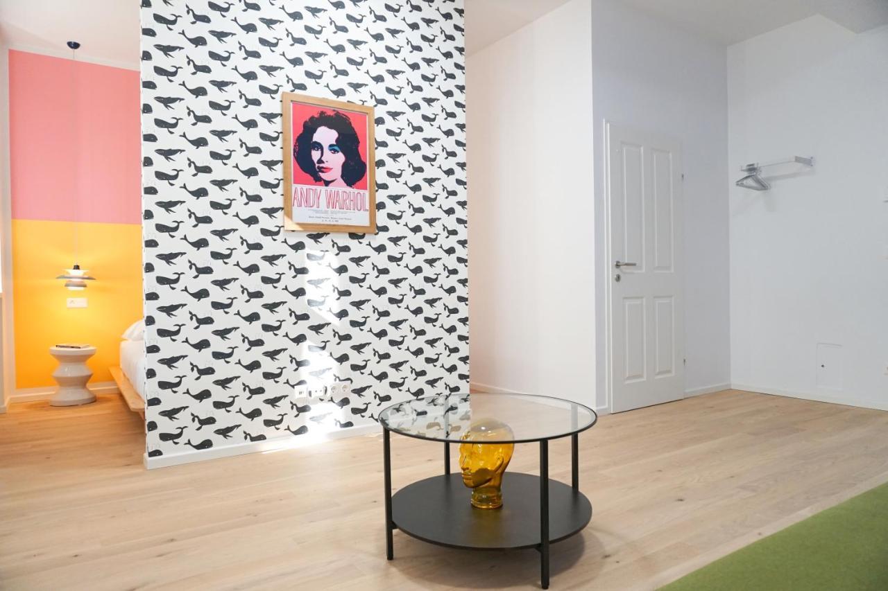 Vibrant Design Apartments - Full Kitchen - Wi-Fi - 18 Mins To City Centre Vienna Exterior photo